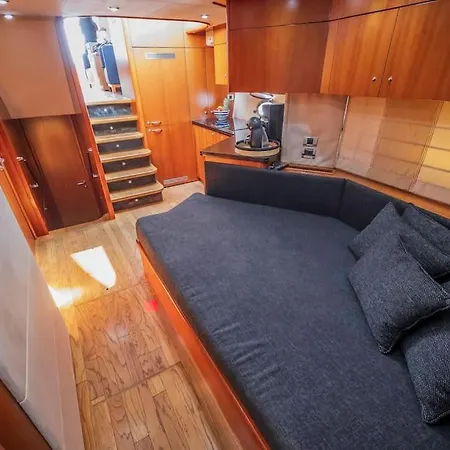 Glorious, We Deliver Your Dream! * Split